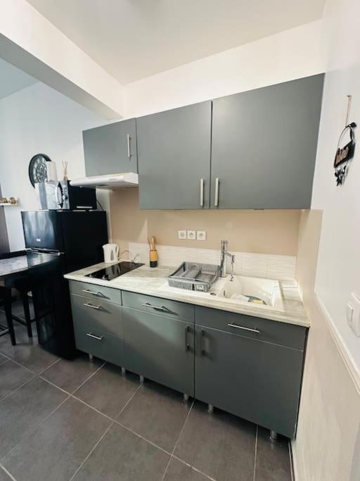 Le petit Narbonnais à 4min à pied de la gare - One-Bedroom Apartment - 7
