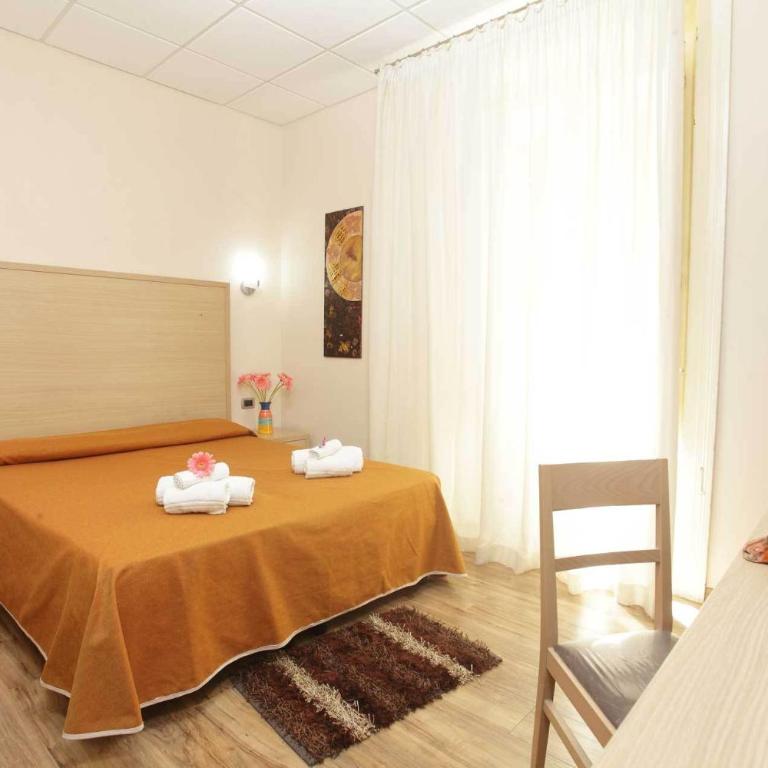 Albergo Maccotta - Camera Matrimoniale/Doppia con Letti Singoli - 10