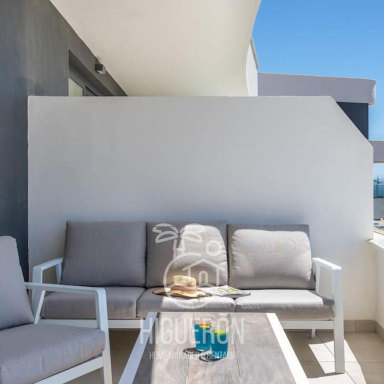 HigueronRentals Sweet Blue - Two-Bedroom Apartment - 19