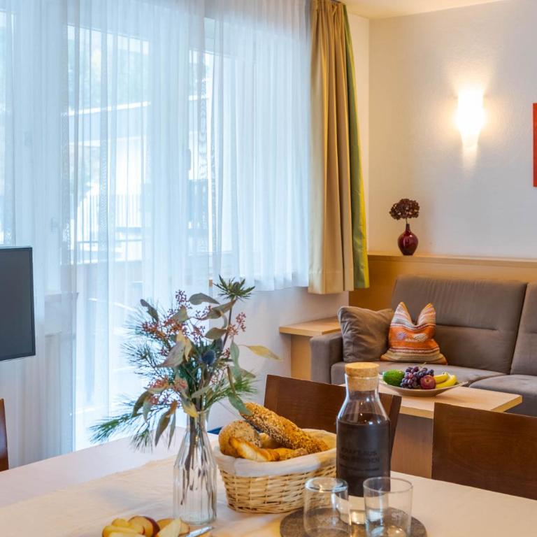 Gradiva Apartments - Apartment - 3