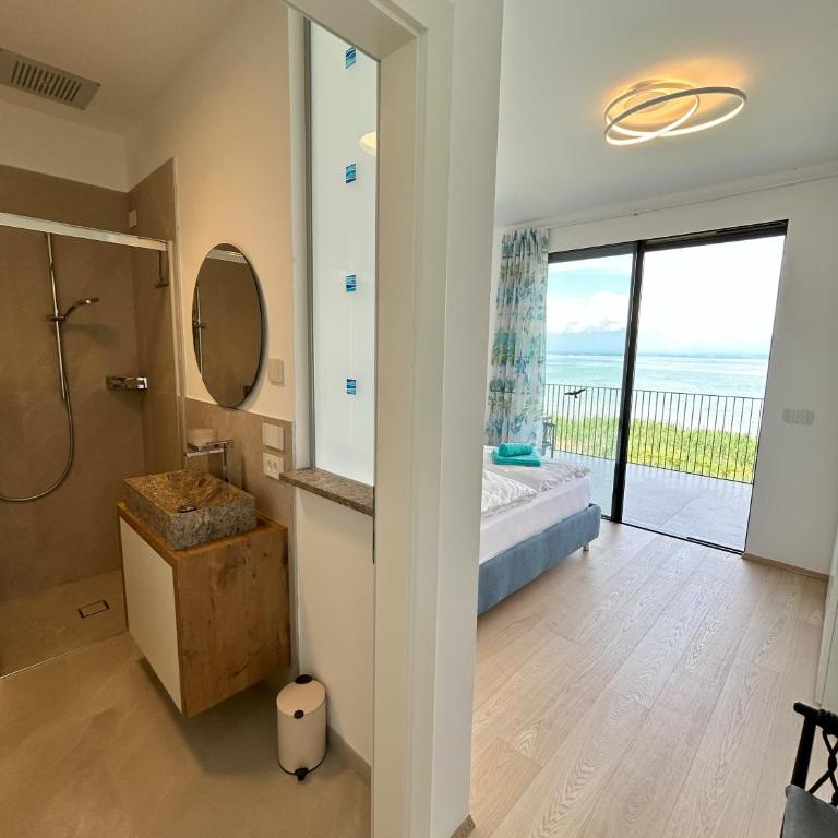 Vela Blu Apartments - Two-Bedroom Superior Apartment - 11