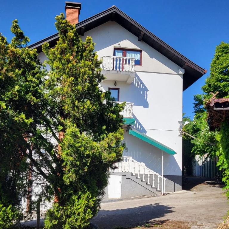 Sarajevo na dlanu - Deluks Apartman sa 4 Spavaće Sobe - 5