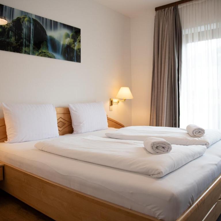 Haus Maria - Dreibettzimmer mit eigenem Bad - 10