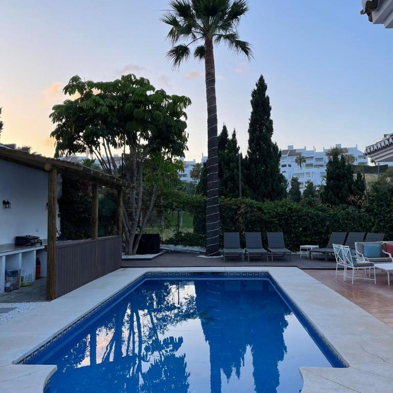Lets in the Sun - Villa Sunset - Villa - 15
