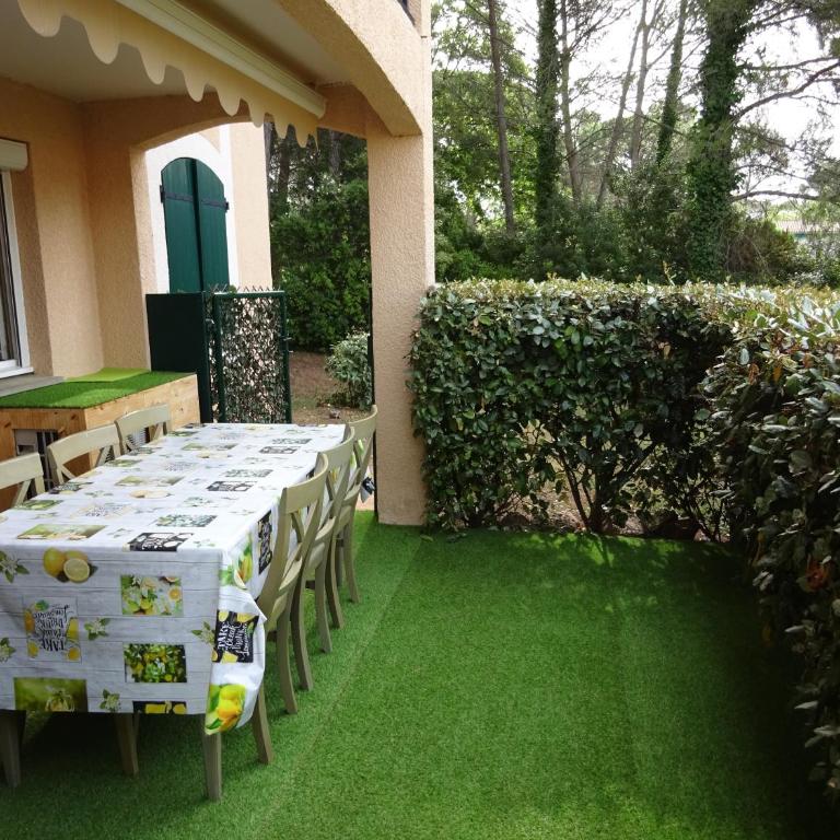 Domaine de Valescure T3 Rez De Jardin - Appartamento con 2 Camere da Letto - 5