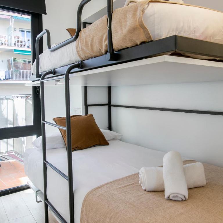 Chic and Modern Apartments in Gracia - Two-Bedroom Apartment - 8