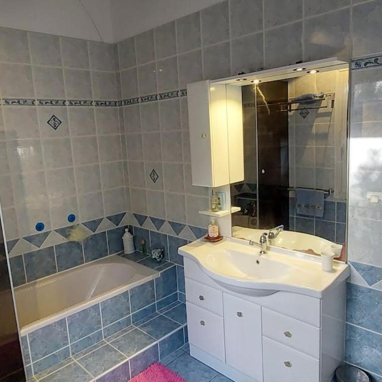 SABLE BLEU, maison d'architecte - Two-Bedroom House - 14