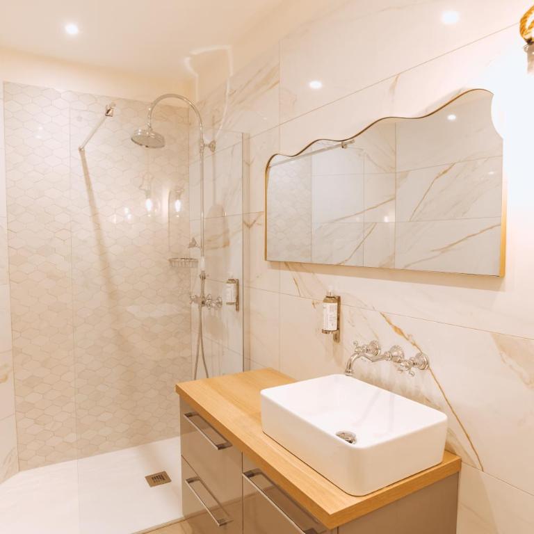 Château du Parc - Gîtes climatisés & spas à Pézenas - Villa 3 Chambres - 10