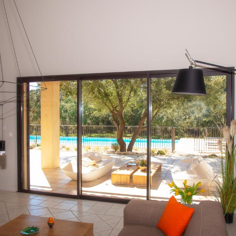 Maison atypique en Provence chez Brigitte - Villa avec Piscine Privée - 6