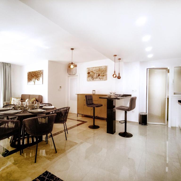 Banana Beach - Apartamento Deluxe de 3 dormitorios - 1