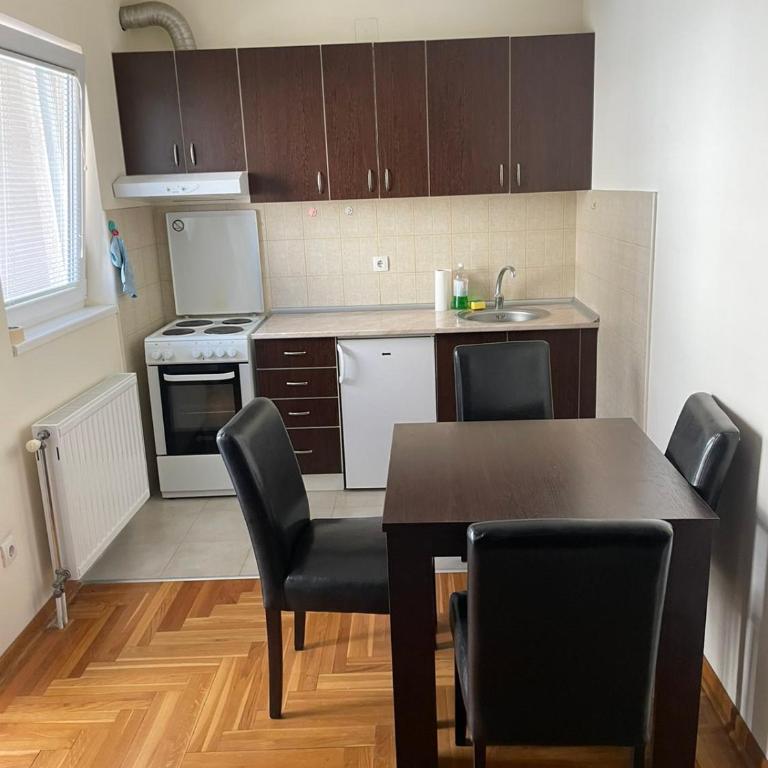 M studio Vlahović - Apartman sa 1 Spavaćom Sobom - 3