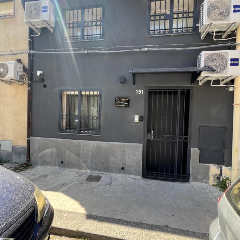 Samuele s home - Two-Bedroom House - 35