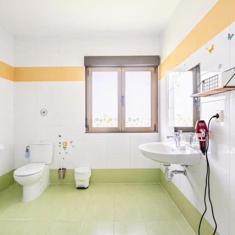 Casa entera Family House Gijón - Casa de 6 dormitorios - 45