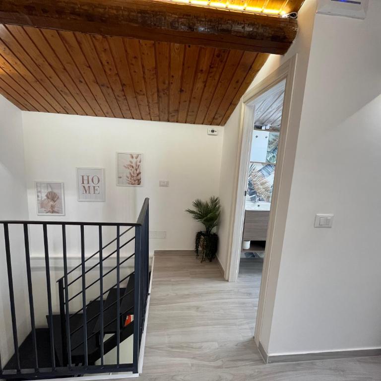 Samuele s home - Two-Bedroom House - 25