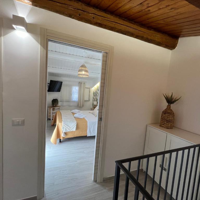 Samuele s home - Two-Bedroom House - 26