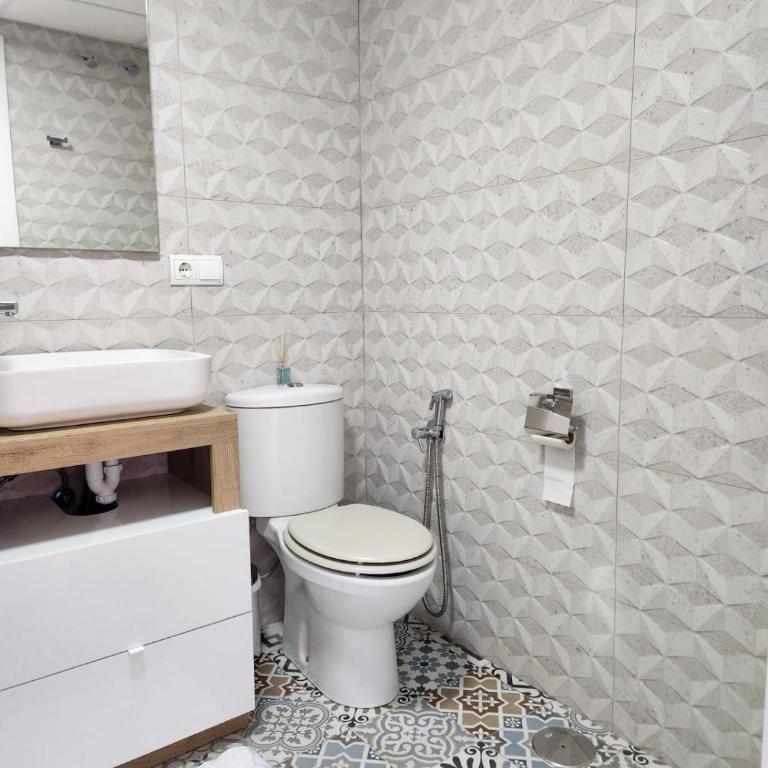ÁTICO DUPLEX ESPECTACULAR MARMOLADO con PISCINA PRIVADA! - Apartamento de 2 dormitorios - 50