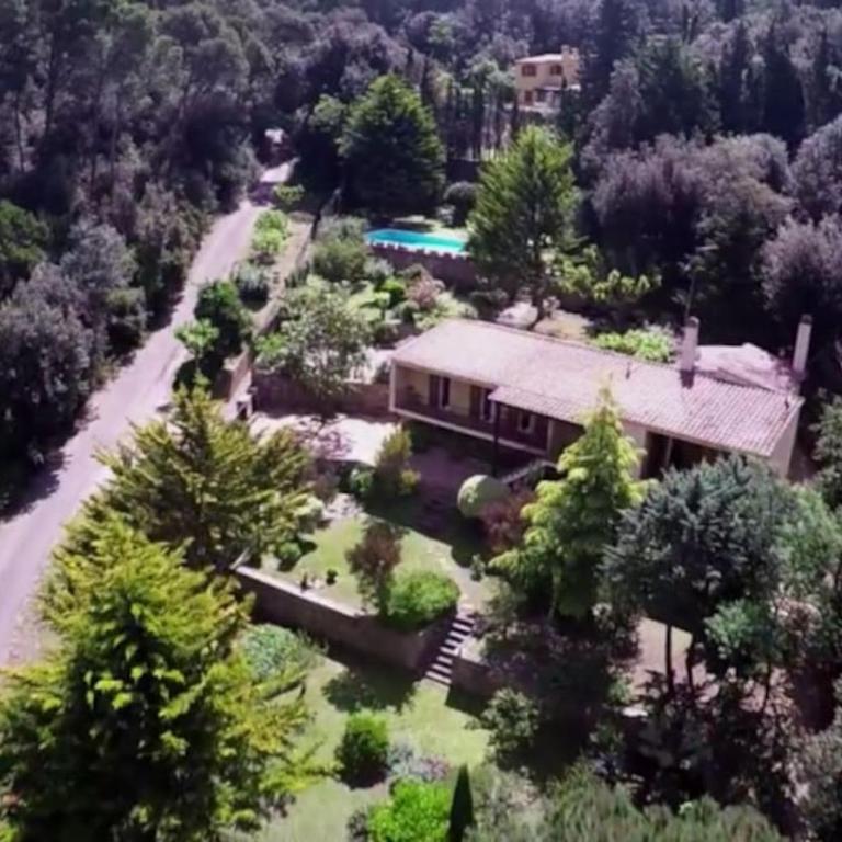 Cal Melu - Four-Bedroom House - 12