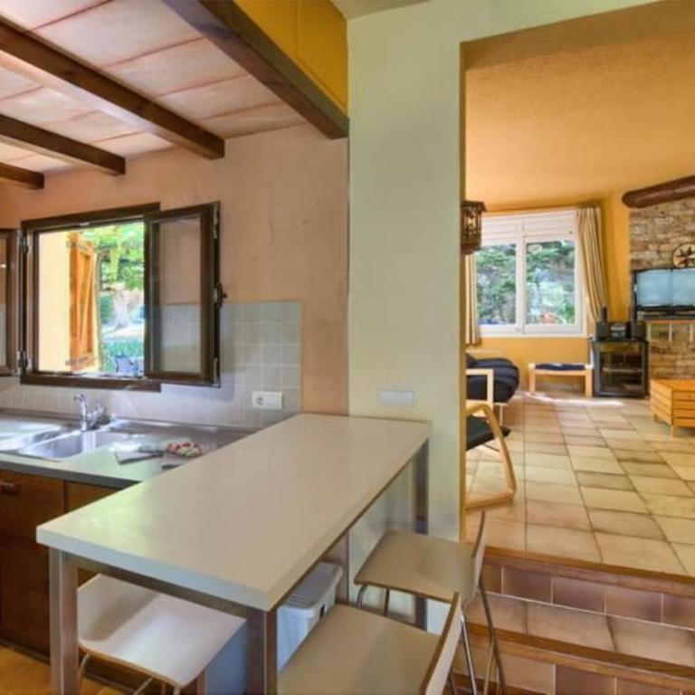 Cal Melu - Four-Bedroom House - 15