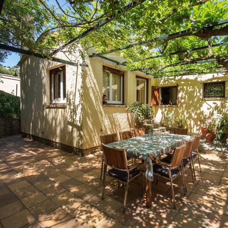 Cal Melu - Four-Bedroom House - 38