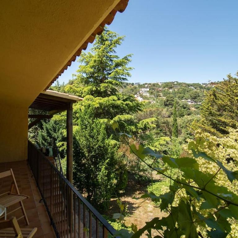 Cal Melu - Four-Bedroom House - 41