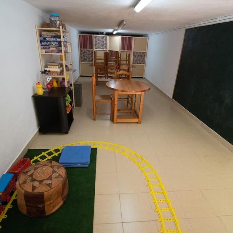 Cal Melu - Four-Bedroom House - 44