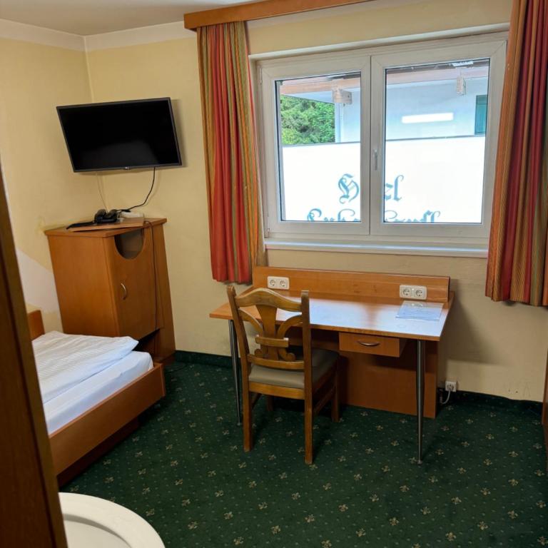 Hotel LukasMayr - Economy-Einzelzimmer mit Dusche und externem WC - 2