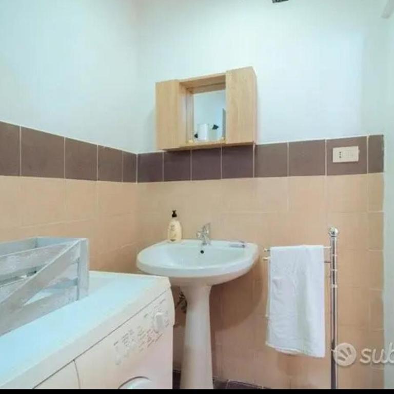 Ballar'Home - Casa Sbriju' - Appartamento con 2 Camere da Letto - 24