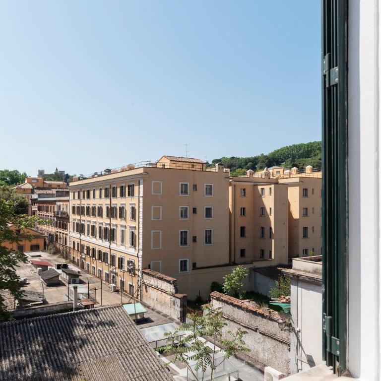 Sales - FromHometoRome - Studio-Apartment - 4