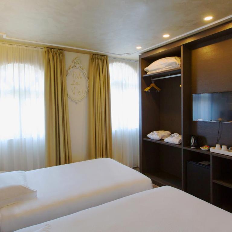 Hotel Al Campanile - Luxury Suites & Apartments - Grande Suite con Vista Lago - 9