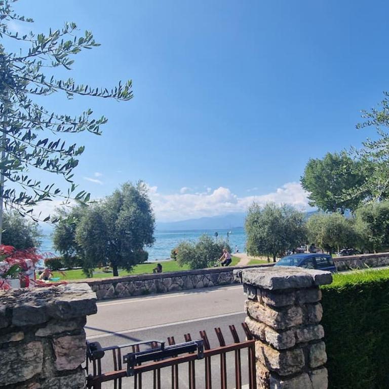 Soleil Apartment - Front Lake - Appartamento con 2 Camere da Letto - 17