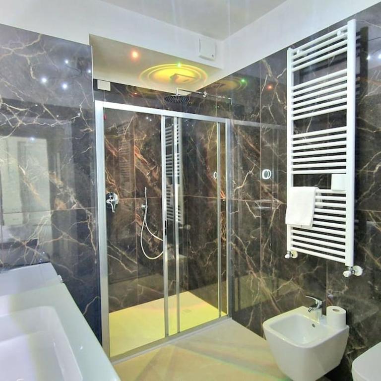 Soleil Apartment - Front Lake - Appartamento con 2 Camere da Letto - 3
