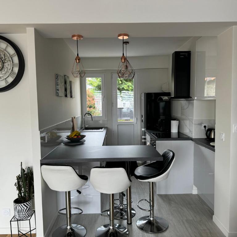 Appartement chaleureux et spacieux T3 - Apartamento de 2 dormitorios - 2