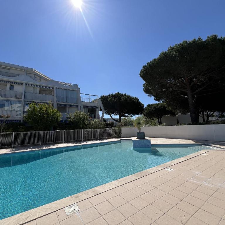 Sol-y-days, Sables d'or, résidence avec piscine, studio cabine moderne avec balcon - Estudio con balcón - 13