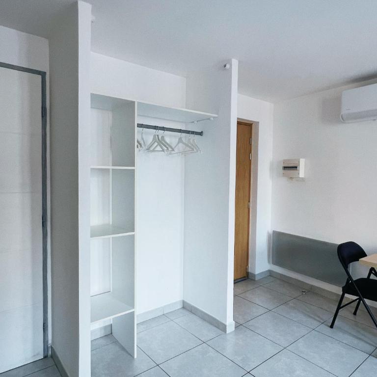 Domus Via Domitia - Studio - 8