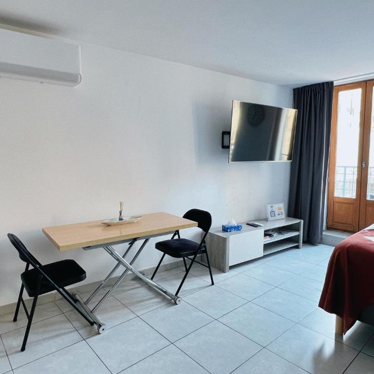 Domus Via Domitia - Studio avec Balcon - 10