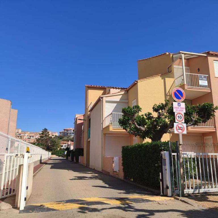 Appartement T2 avec loggia à 100m de la plage - 4SEN119 St Pierre - Appartamento con 1 Camera da Letto - 11