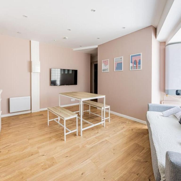 Charme Parisien 6 Personnes, 2 chambres, 19ème - Appartement 2 Chambres - 6