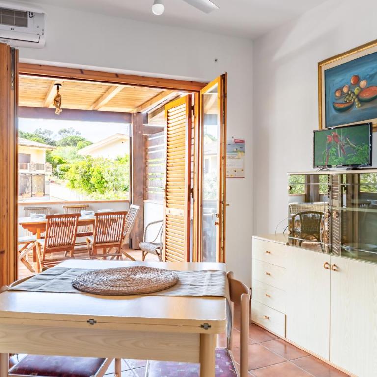 GuestHost - Stintino Lovely APT near Pelosa Beach W Parking! - Appartamento con 2 Camere da Letto - 3