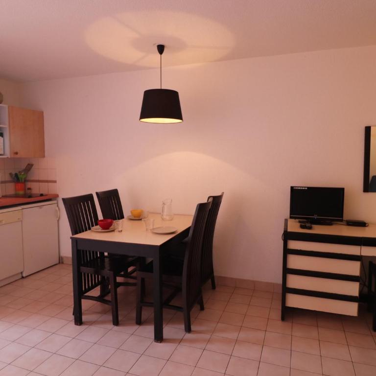 Studio cabine 4 personnes à Sète avec terrasse et parking - FR-1-472A-148 - Studio - 20