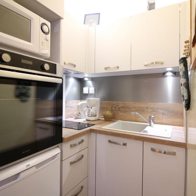 Mont-Dore : T2 avec balcon, parking, wifi - FR-1-608-130 - Apartment - 3