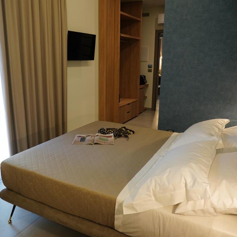 11 Catalani Rooms - Camera Tripla Standard - 12