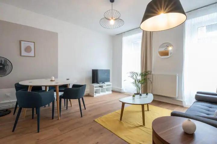Super appartement - centre-ville Mulhouse 4pers - Appartamento con 1 Camera da Letto - 10
