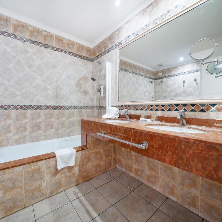 Bull Vital Suites & Spa Boutique Hotel - Only Adults - Habitación Deluxe - 2
