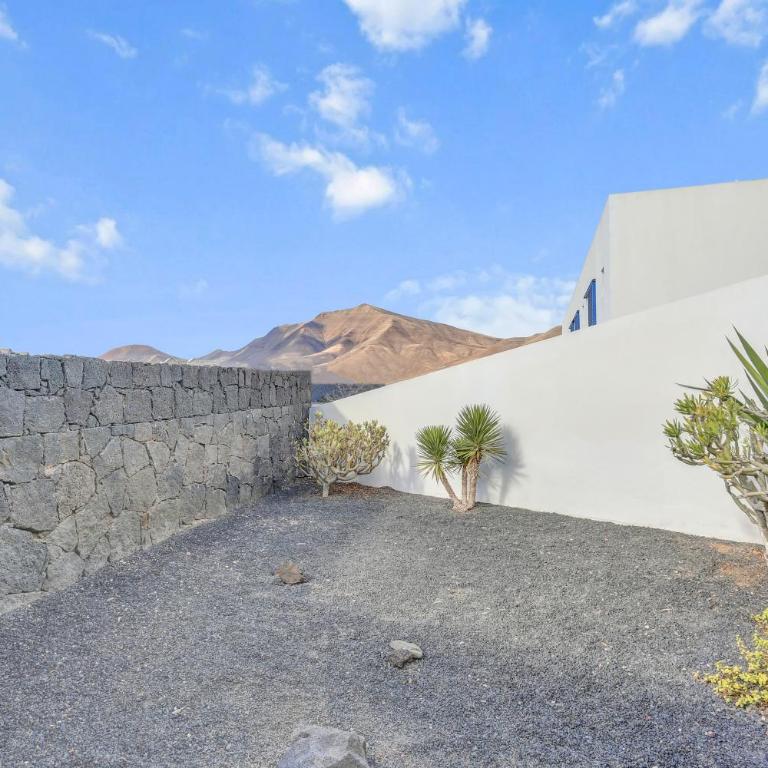 casa FELICIDAD - Three-Bedroom House - 43