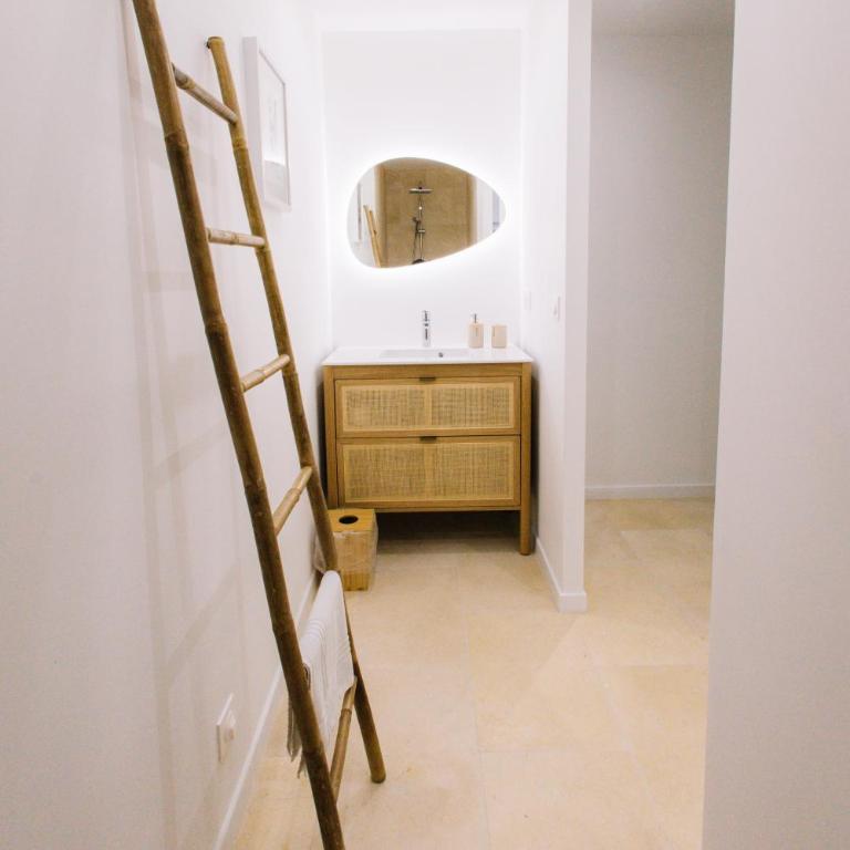 Mas des Arts & Spa - Deluxe Room - 10