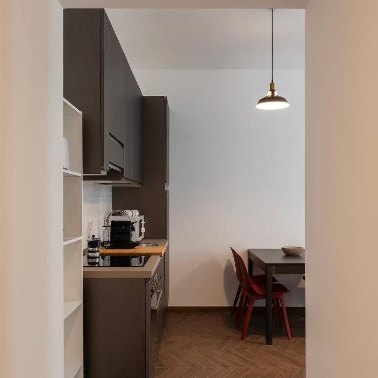 Testaccio - FromHometoRome - Appartamento con 2 Camere da Letto - 10