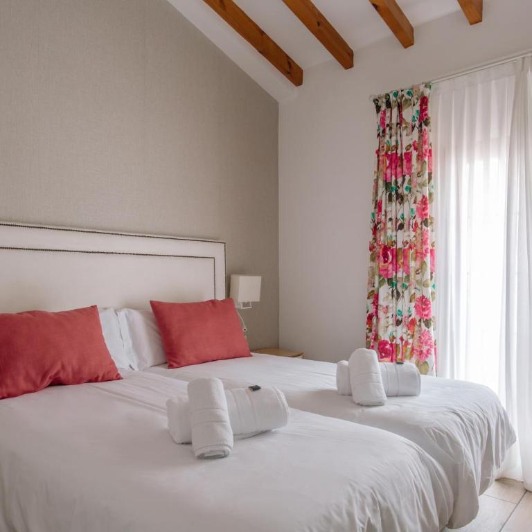 Rosal by Seaward Suites - Double Room with Private Bathroom - 3