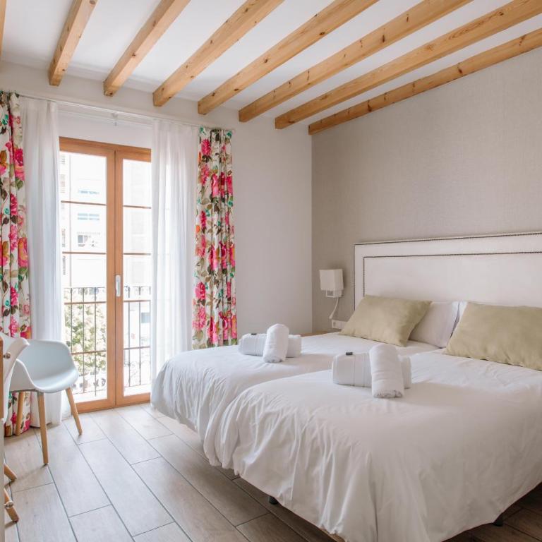 Rosal by Seaward Suites - Double Room with Private Bathroom - 1