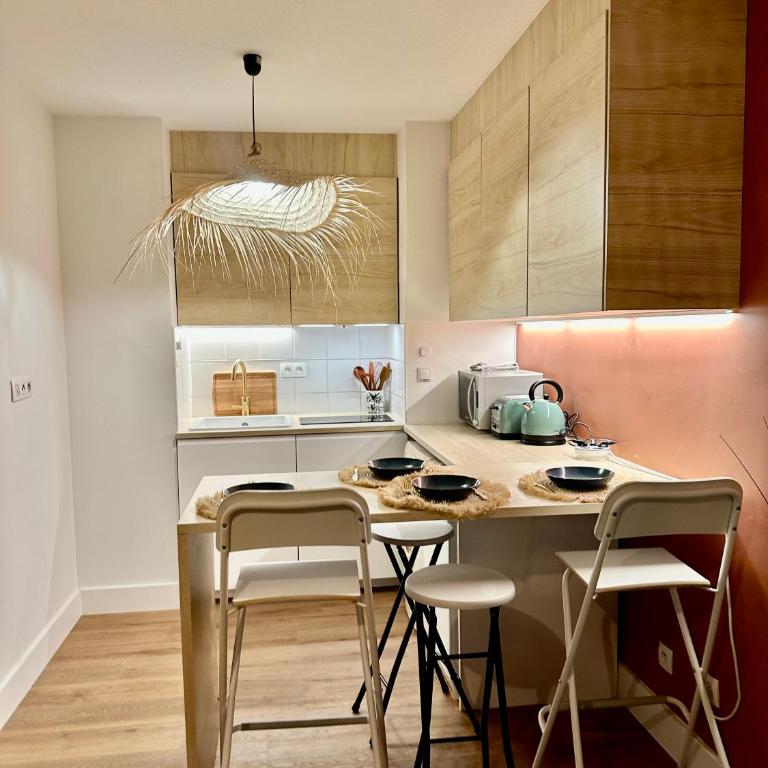 Le Quai Secret d'Augustine centre &vue canal avec draps serviettes et ménage - Appartement 1 Chambre - 14