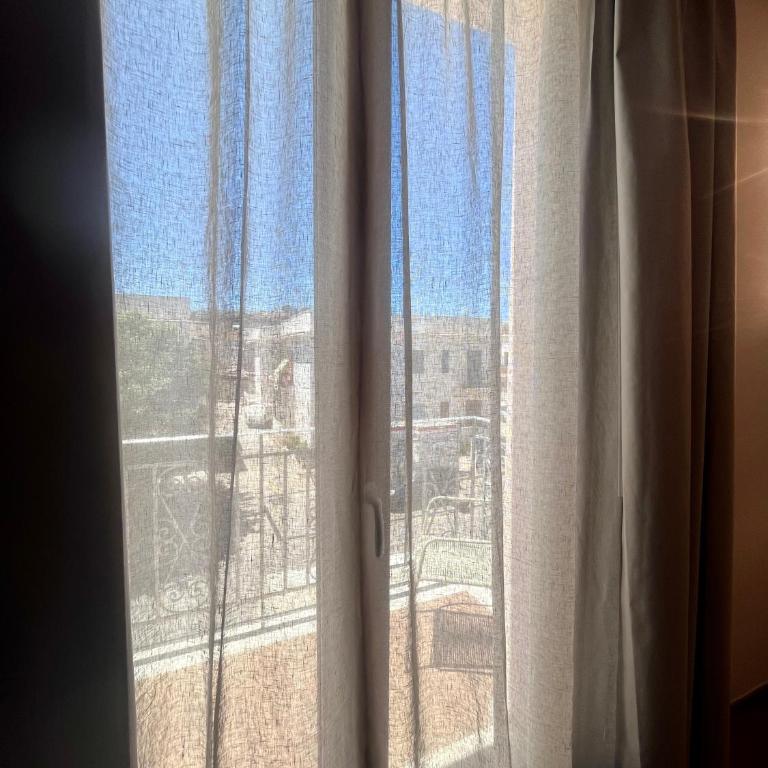 Ricordi Siciliani - Charme Rooms - Camera Matrimoniale con Balcone - 6